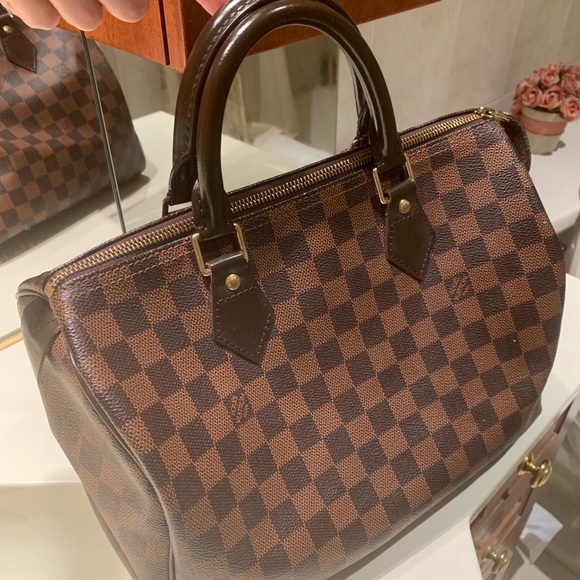 Louis Vuitton Speedy Bag - Picture 2 of 13